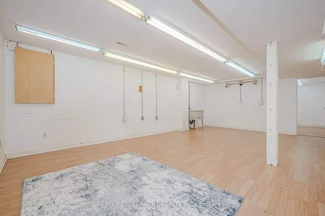 Additional image 29 of 2187 Melissa Cres