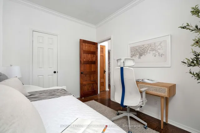 Additional image 22 of 109 Manning Ave