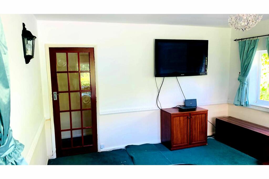 Additional image 6 of Redditch Road, Stoke Heath, Bromsgrove, B60