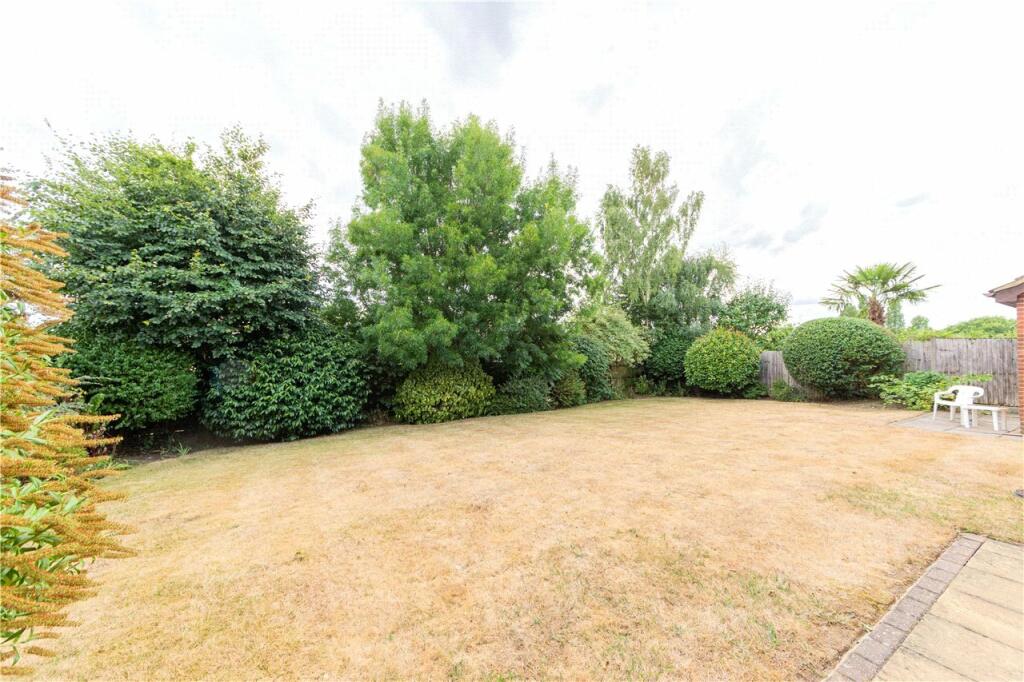 Additional image 16 of Tithe Barn Close, St. Albans, Hertfordshire, AL1