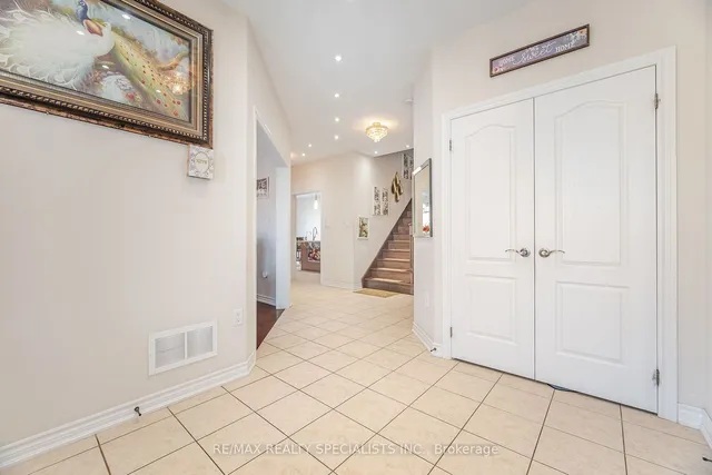 Additional image 7 of 201 Eight Ave