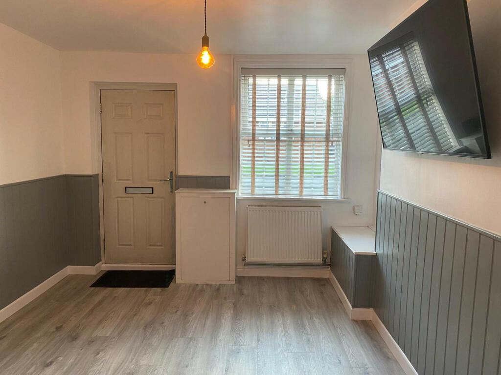 Additional image 4 of Lichfield Street, Tamworth, B78