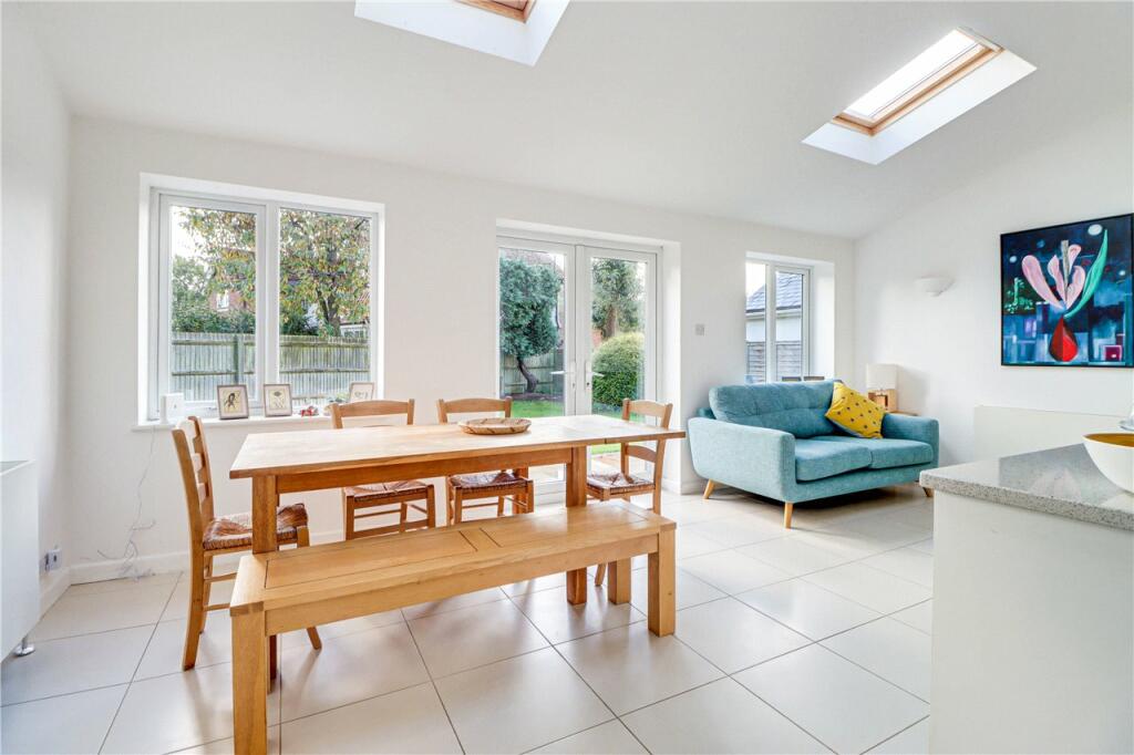 Additional image 4 of Bloomfield Road, Harpenden, Hertfordshire, AL5