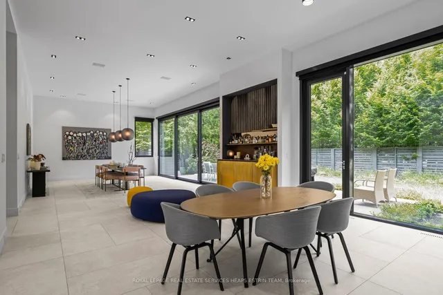 Additional image 17 of 108 Stratford Cres