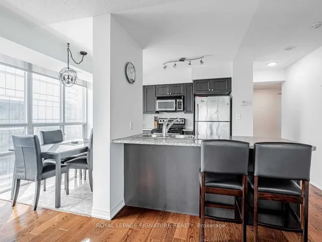 Additional image 6 of 30 Grand Trunk Cres Unit 3906