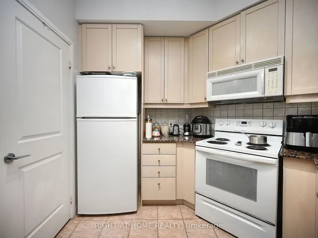 Additional image 15 of 90 Absolute Ave Unit 908