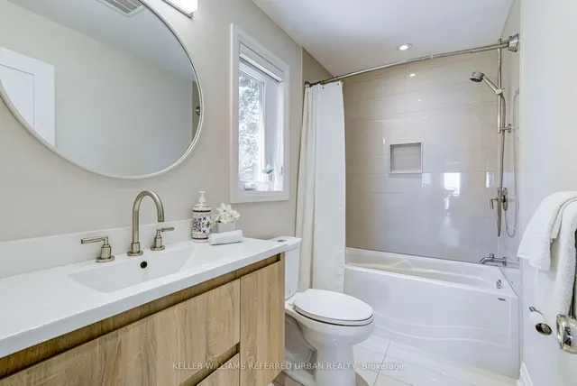 Additional image 25 of 399 Lake Promenade