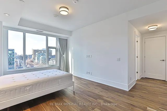 Additional image 29 of 455 Wellington St Unit 910