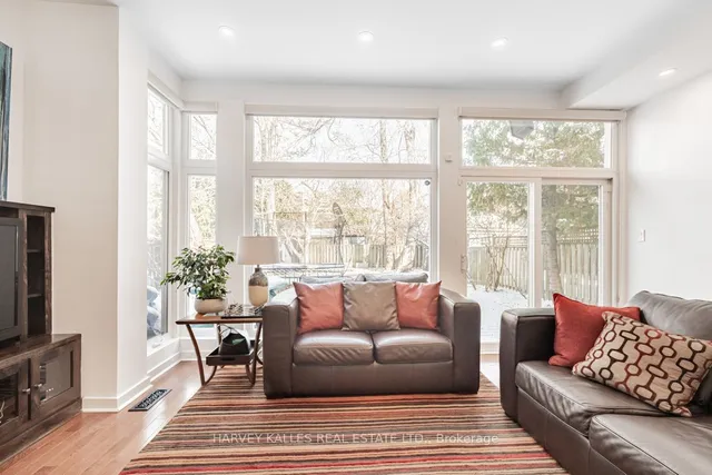 Additional image 19 of 144 Armour Blvd