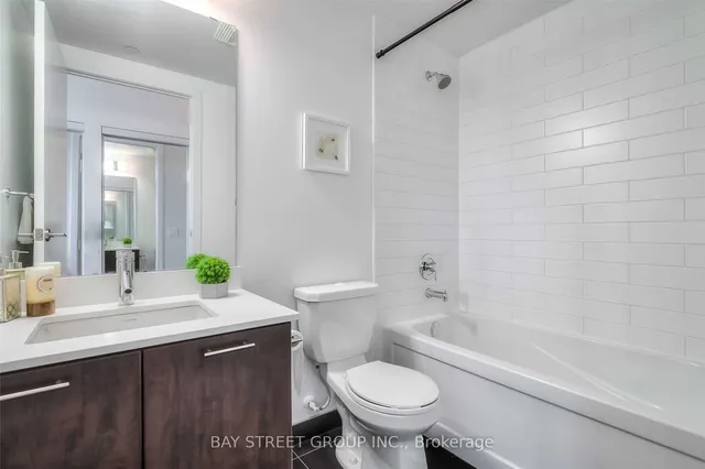 Additional image 12 of 2200 Lakeshore Blvd Unit 2607