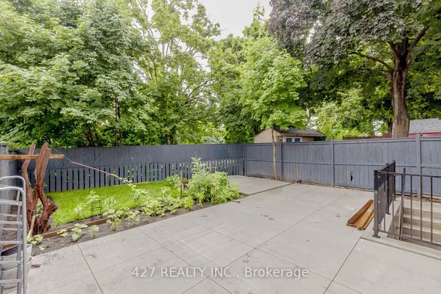 Additional image 39 of 42 Courtleigh Sq