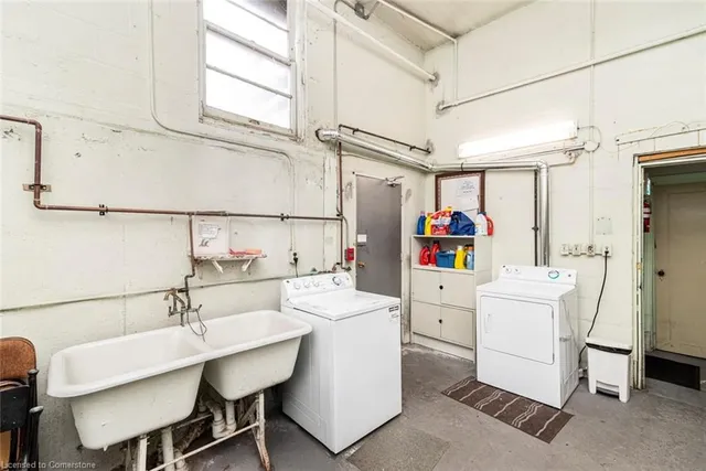 Additional image 21 of 802 King St Unit 5