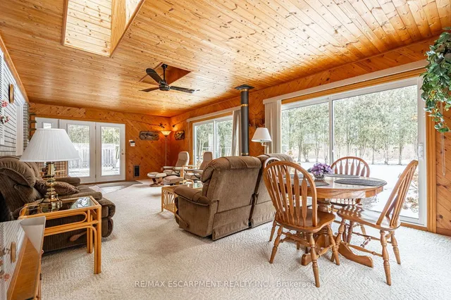 Additional image 22 of 802 Millgrove Sdrd