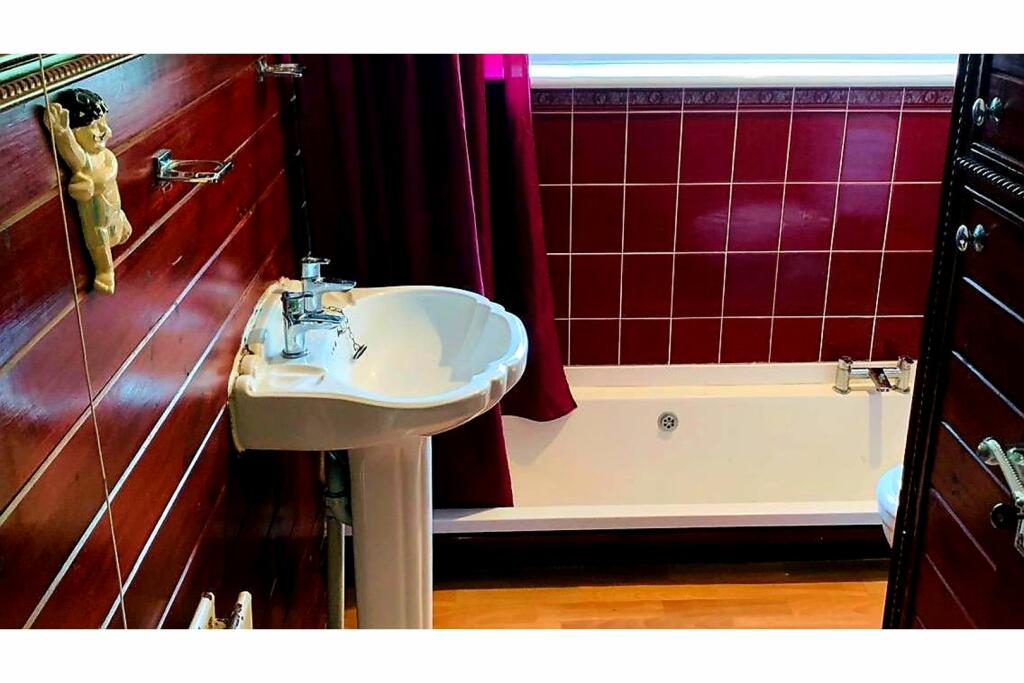 Additional image 16 of Redditch Road, Stoke Heath, Bromsgrove, B60