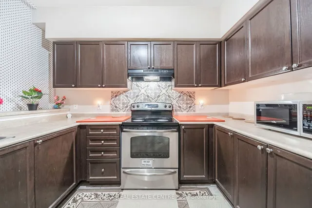 Additional image 18 of 103 Cedar Lake Cres