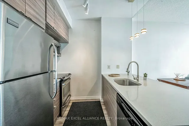 Additional image 16 of 62 Forest Manor Rd Unit 2007