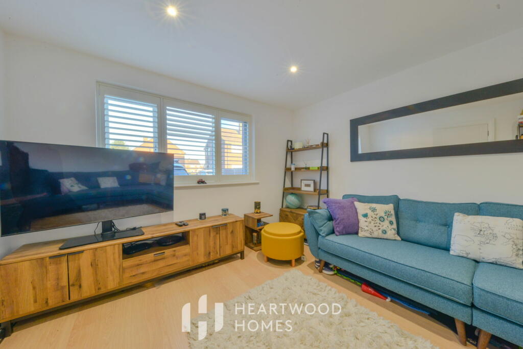 Additional image 9 of Summerfield Close, London Colney, St Albans AL2 1PT