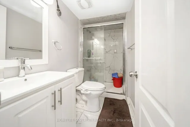 Additional image 31 of 98 Davenfield Circ