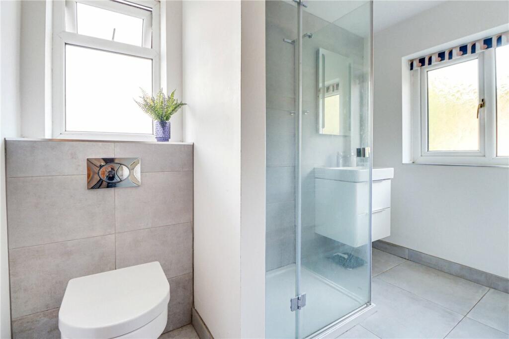 Additional image 14 of Bloomfield Road, Harpenden, Hertfordshire, AL5