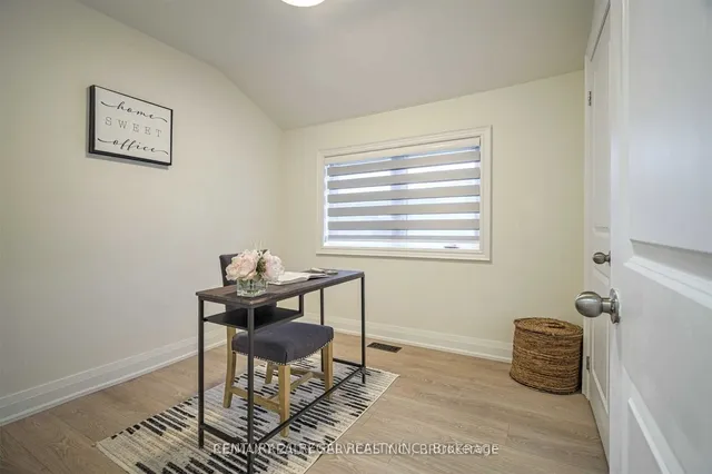 Additional image 28 of 41 Hardwick Crt