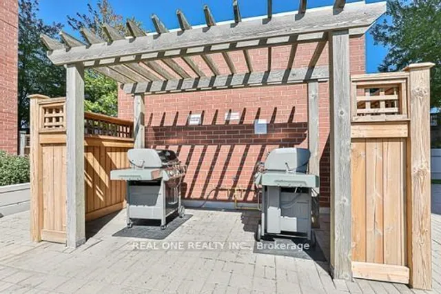 Additional image 14 of 61 HEINTZMAN St Unit 312