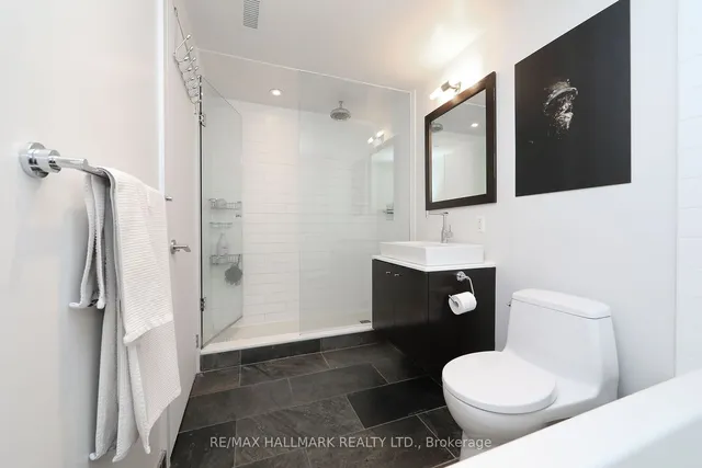 Additional image 25 of 42 Camden St Unit 703