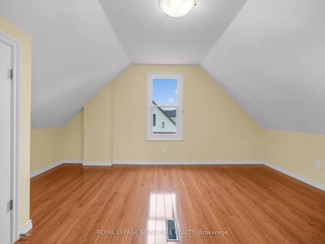 Additional image 34 of 65 Aikman Ave