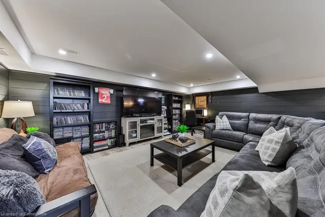 Additional image 40 of 36 Warwick Rd