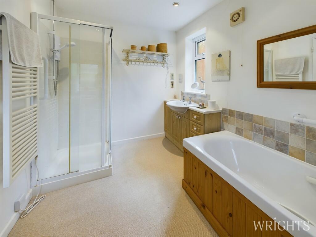 Additional image 20 of Woodland Rise, Welwyn Garden City, AL8