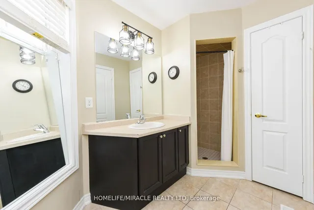 Additional image 30 of 2 October Pl