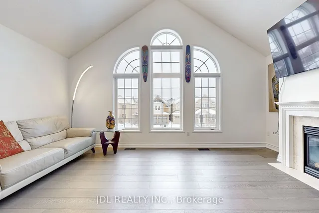 Additional image 18 of 2020 Quinte St