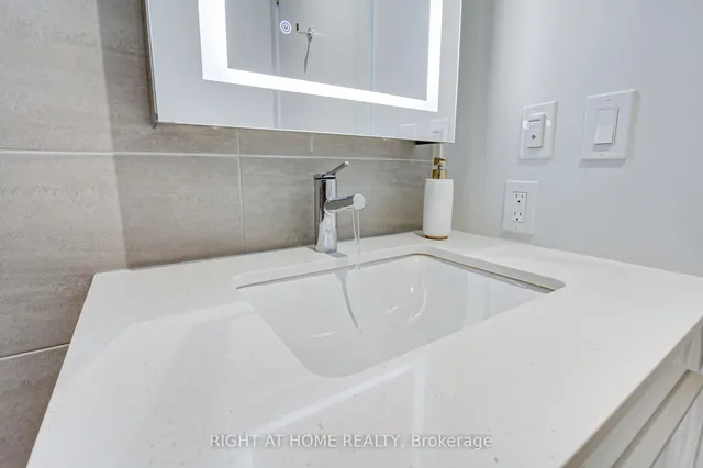 Additional image 24 of 8 Cumberland St Unit 4001