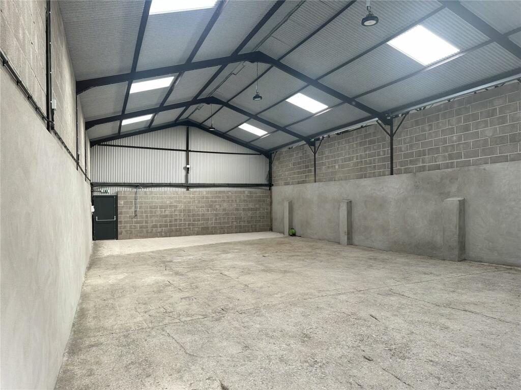 Additional image 2 of East Woodlands Farm, East Woodlands, Frome, Somerset, BA11