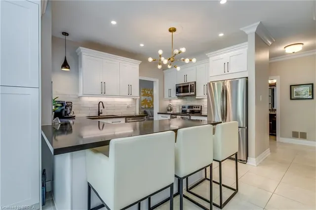 Additional image 20 of 16 Sweetman Dr