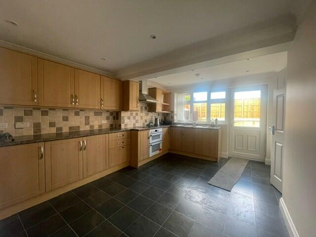 Additional image 2 of Cherry Tree Avenue, London Colney, AL2