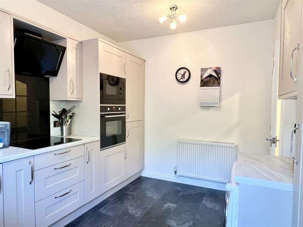 Additional image 6 of Spinners End Drive, Cradley Heath