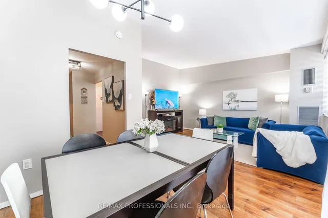 Additional image 10 of 4064 Lawrence Ave Unit 515