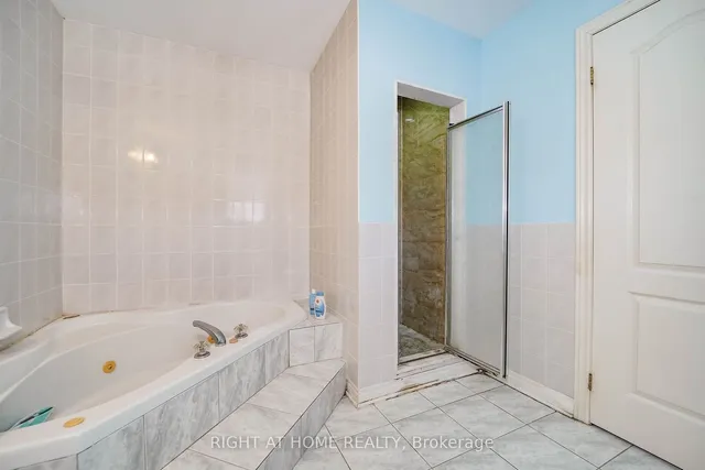 Additional image 22 of 38 Rodda Blvd