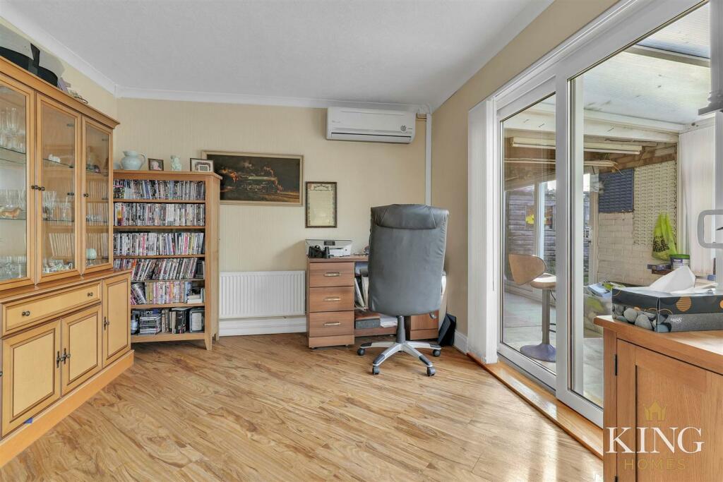 Additional image 6 of Meadow Road, Alcester