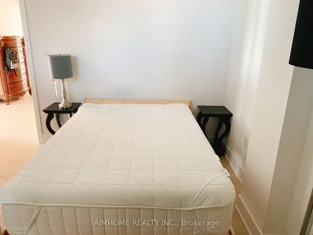 Additional image 12 of 955 Bay St Unit 3208