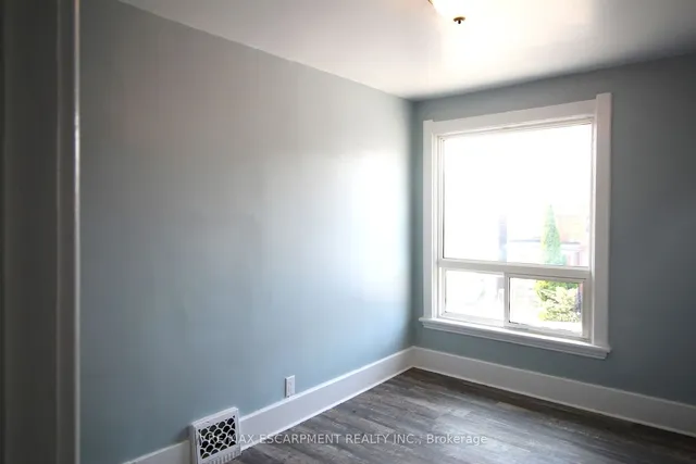 Additional image 17 of 701 Wilson St