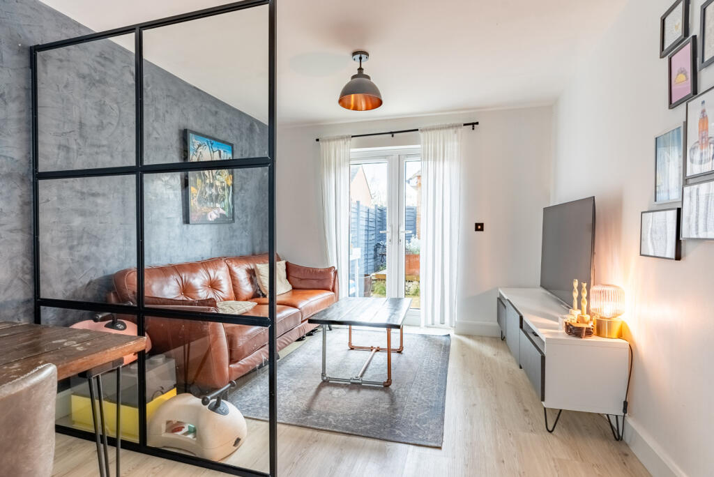 Additional image 18 of Old School Drive, Wheathampstead, St. Albans, Hertfordshire, AL4