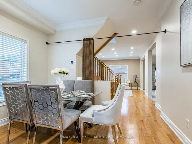 Additional image 6 of 25 Commodore Dr