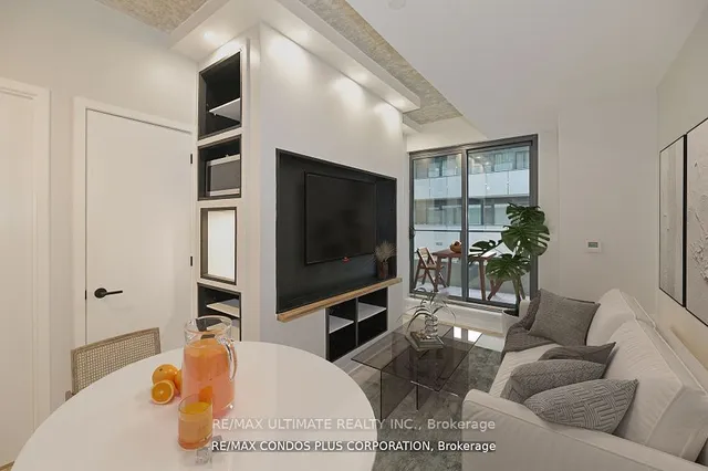 Additional image 3 of 161 Roehampton Ave Unit 233