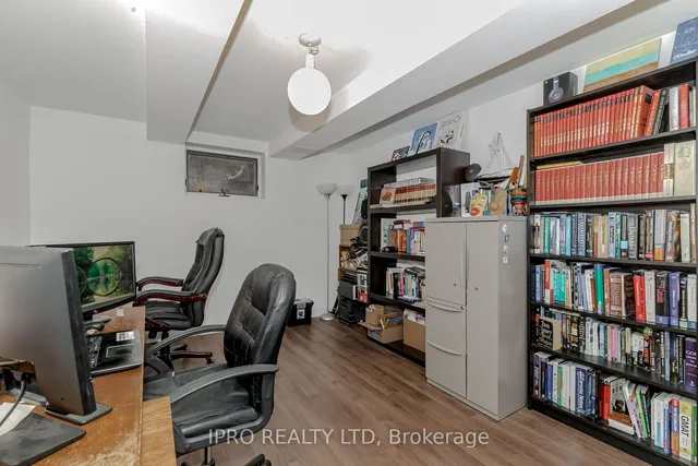 Additional image 33 of 95 Willowridge Rd