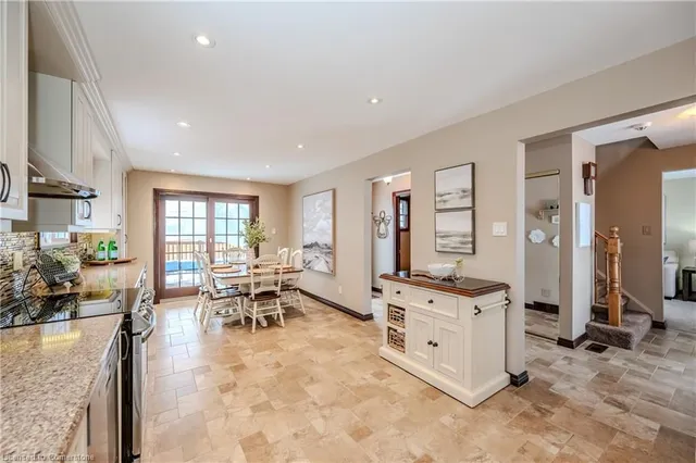 Additional image 14 of 64 Cedar Crest St