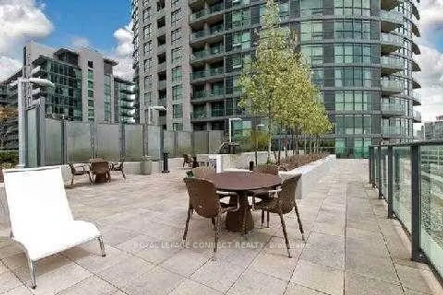 Additional image 28 of 215 Fort York Blvd Unit 703