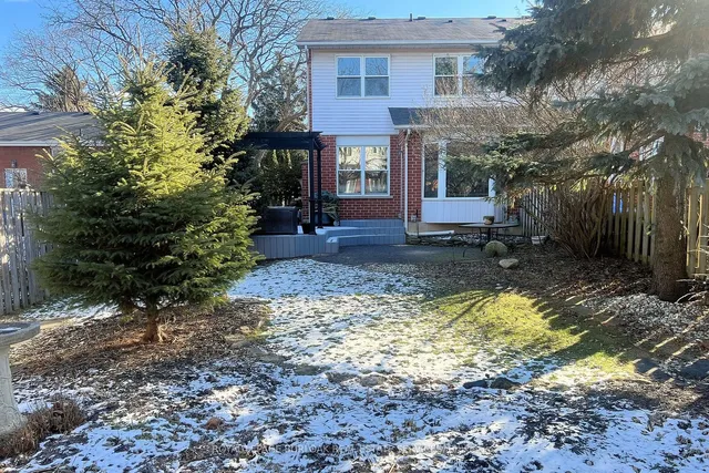 Additional image 38 of 2141 Ghent Ave