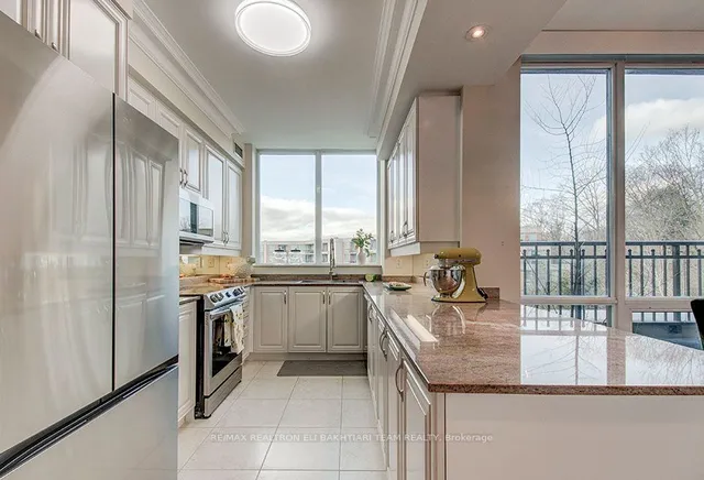 Additional image 17 of 38 William Carson Cres Unit 805