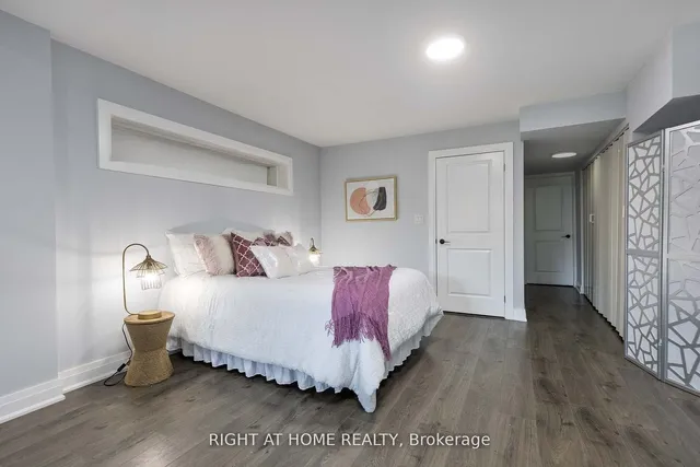 Additional image 36 of 574A Pharmacy Ave